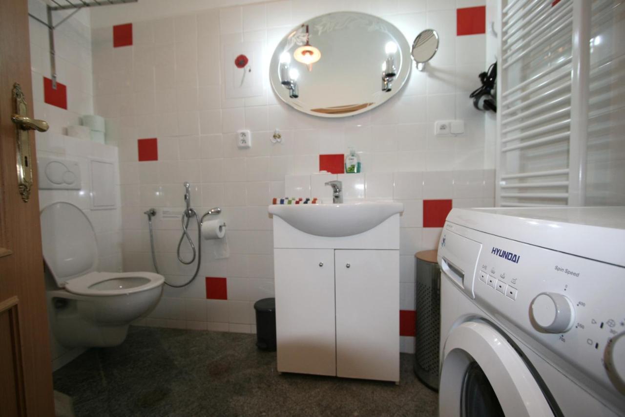 Apartment No. 12 Trziste 29 卡罗维发利 外观 照片